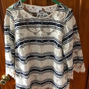 Chart Club Lace top with cami - size 0X